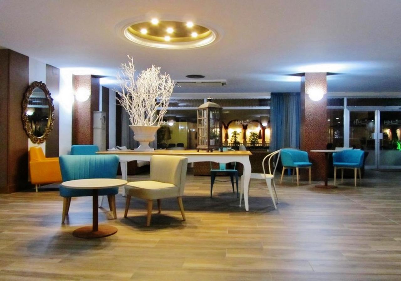 Hotel Miami Калелья Екстер'єр фото