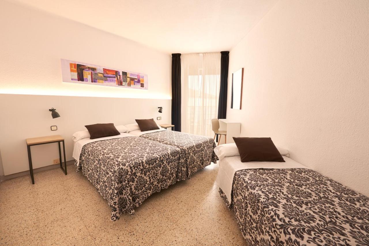 Hotel Miami Калелья Екстер'єр фото