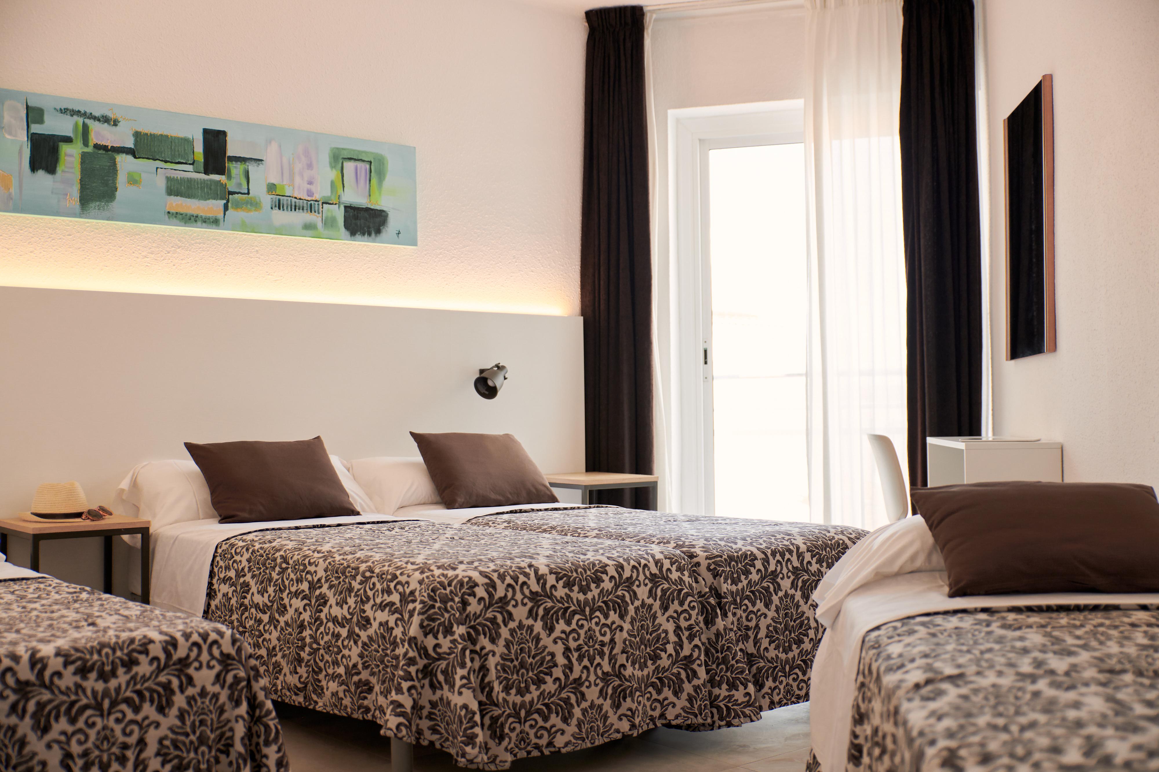 Hotel Miami Калелья Екстер'єр фото