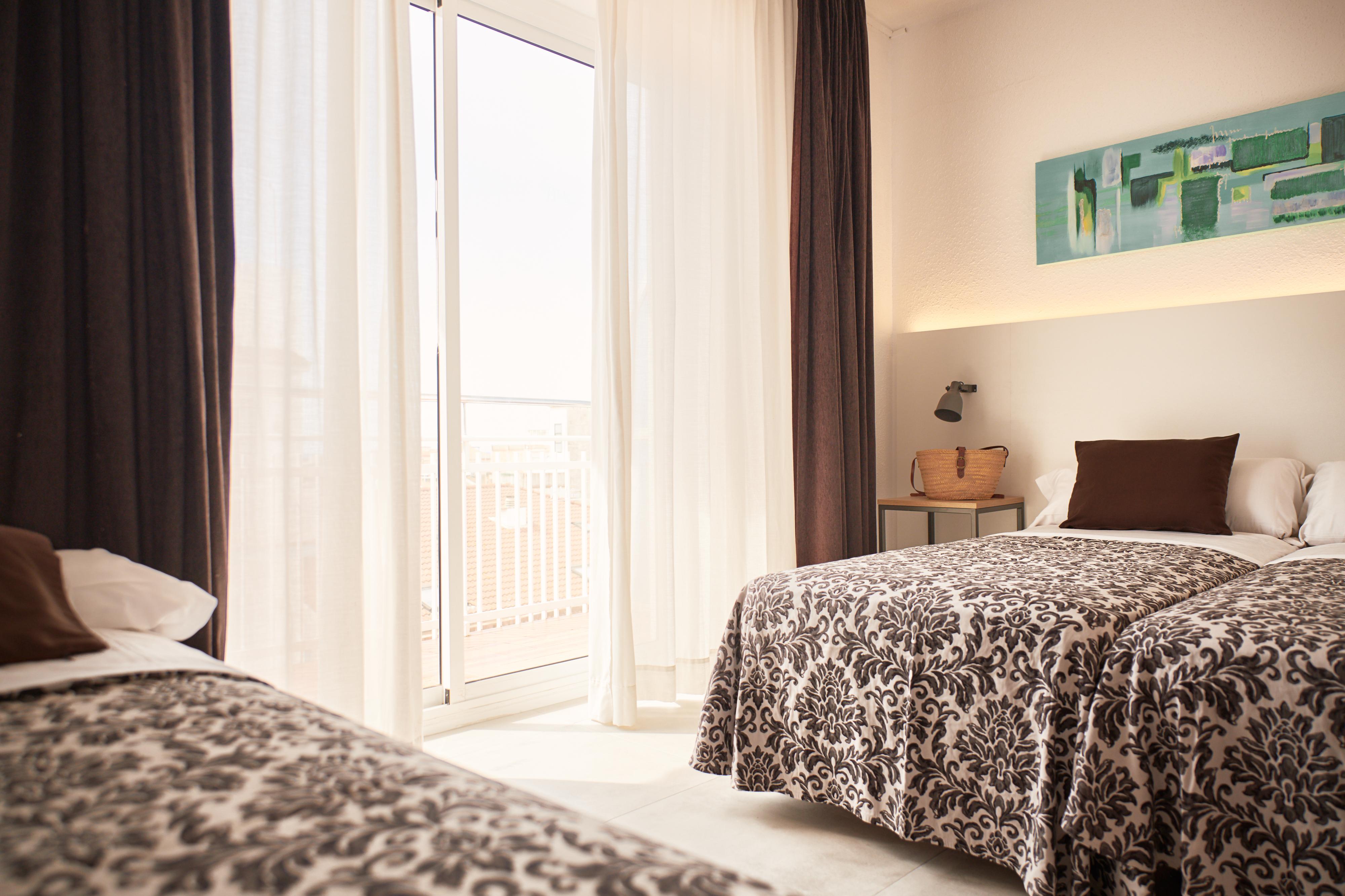 Hotel Miami Калелья Екстер'єр фото