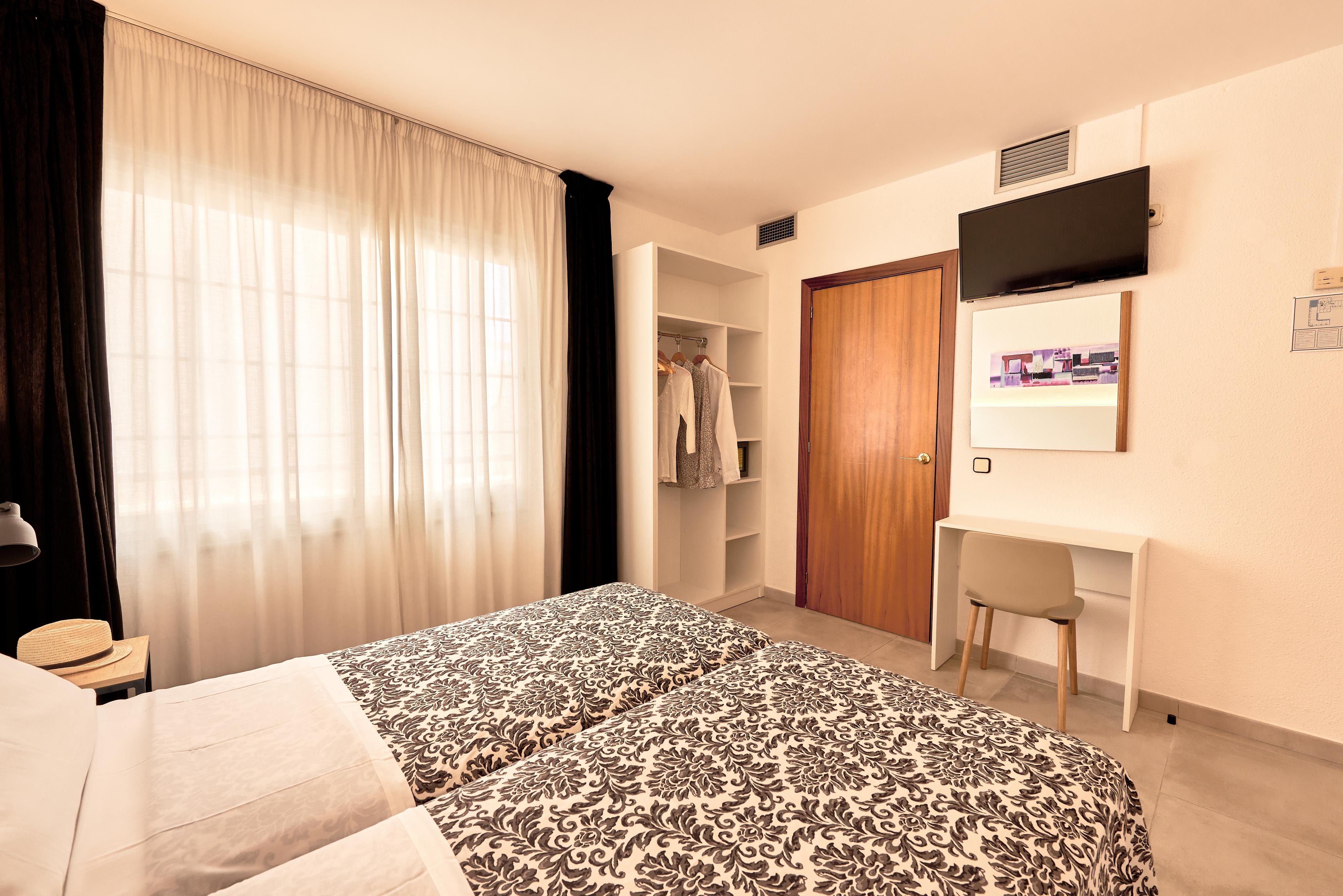 Hotel Miami Калелья Екстер'єр фото