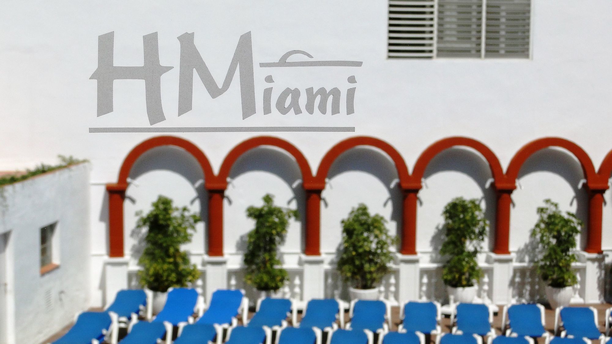 Hotel Miami Калелья Екстер'єр фото